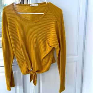 Mustard long sleeve top. Tag off, size small
